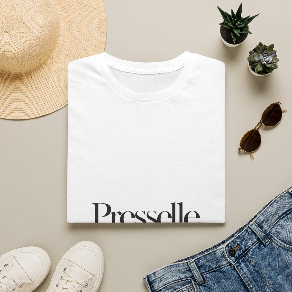 Presselle logo T-shirt | Minimalistisch typografie T-shirt